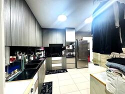 Blk 210 Pasir Ris Street 21 (Pasir Ris), HDB Executive #529875641